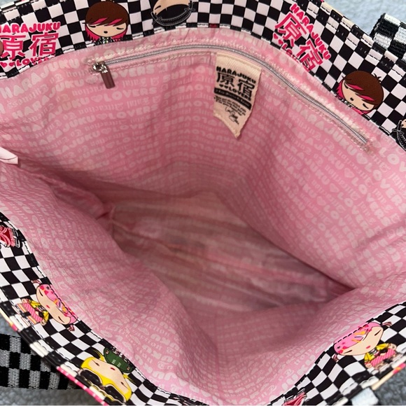 🩷🖤Harajuku Lovers checkered tote bag “a fatal attraction to cuteness” zipper - Picture 4 of 12